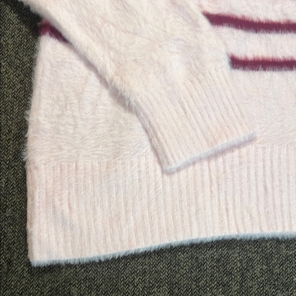 NWT Bleu Gray Soft Fuzzy Pink Striped Sweater sz L - Picture 4 of 9